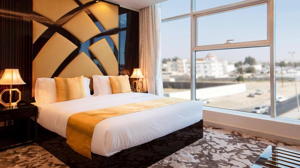 Golden Dream Hotel Khamis Mushait Bagian luar foto